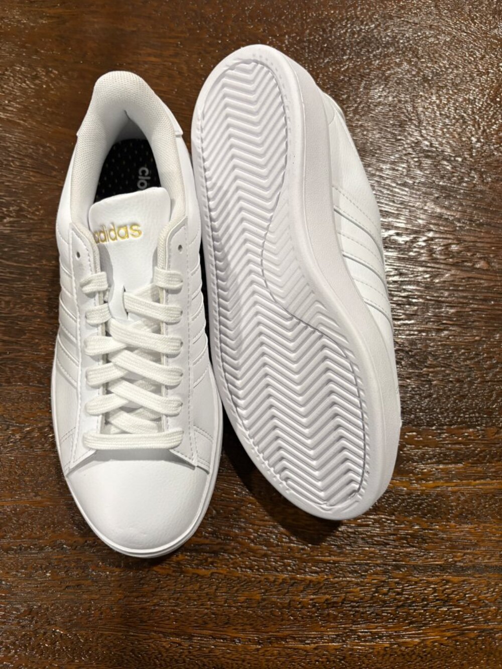 Adidas Cloudfoam Comfort White Low top Sneakers Grand Court 2.0 sz 6 1/2 6.5 NEW - Picture 3 of 4